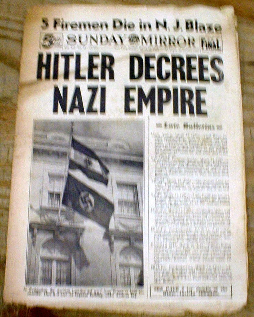 1938 NY Daily News newspaper NAZI GERMANY ANNEXES AUSTRIA Anschluss